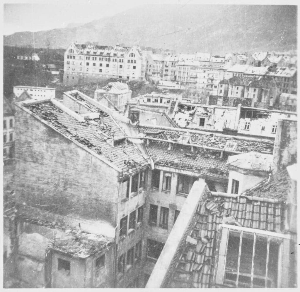 Bilder av bombeskader i Bergen