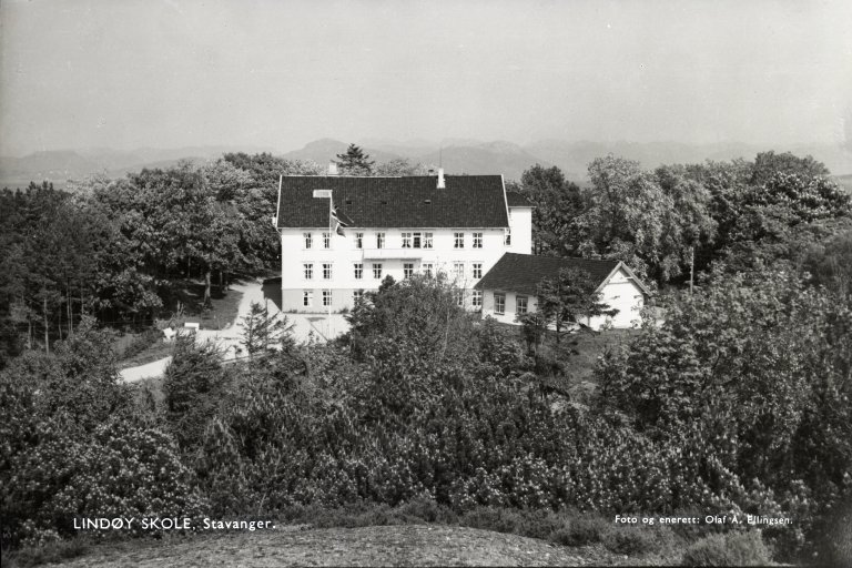 Lindøy Reformatory School, Stavanger – archival photo by Olaf A. Ellingsen.