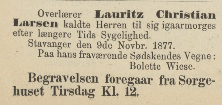 Utsnitt fra Stavanger Amtstidende og Adresseavis 12. november 1877 med dødsannonsen for overlærer Lauritz Christian Larsen.