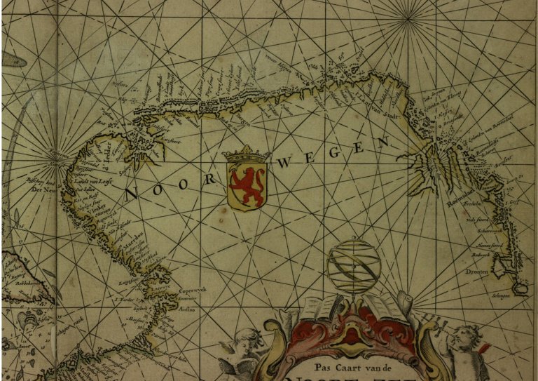 Norskekysten anno 1669. Utsnitt som viser den norske kysten slik datidens karttegner mente den var. Ut fra kartet visste de at det var mange skjær i sjøen langs norskekysten. De norske stedsnavnene er ikke alltid lett å kjenne igjen slik som "Dronten" til høyre i kartet (Trondheim), og "Lant van Stadt" (Stad i Selje kommune). (Kilde: "De Zee – Atlas of Water – Welt, Hendrick Doncker, Amsterdam 1669". Statsarkivet i Trondheim)